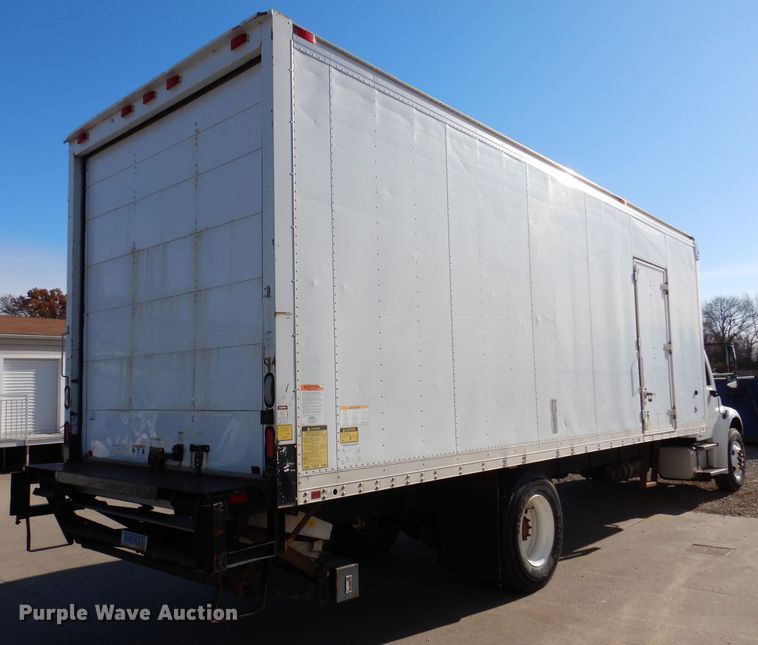 image for item KY9473 2007 Freightliner Business Class M2  box truck