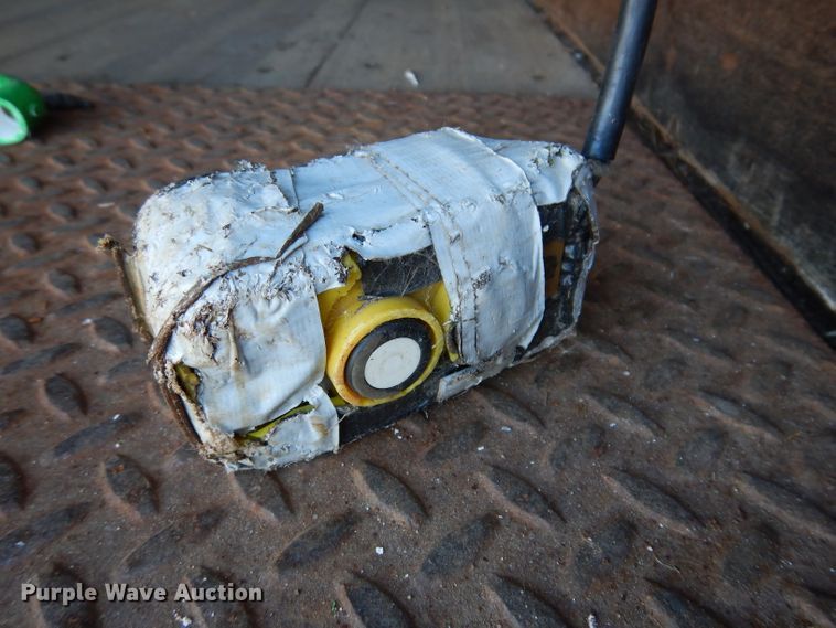 image for item KY9473 2007 Freightliner Business Class M2  box truck