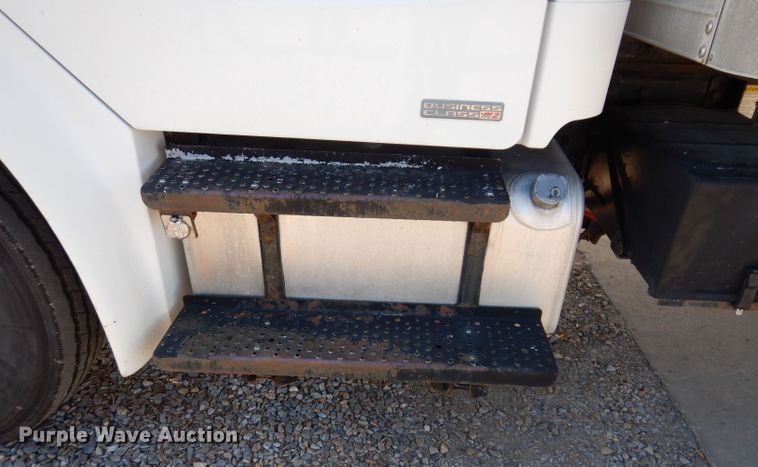 image for item KY9473 2007 Freightliner Business Class M2  box truck