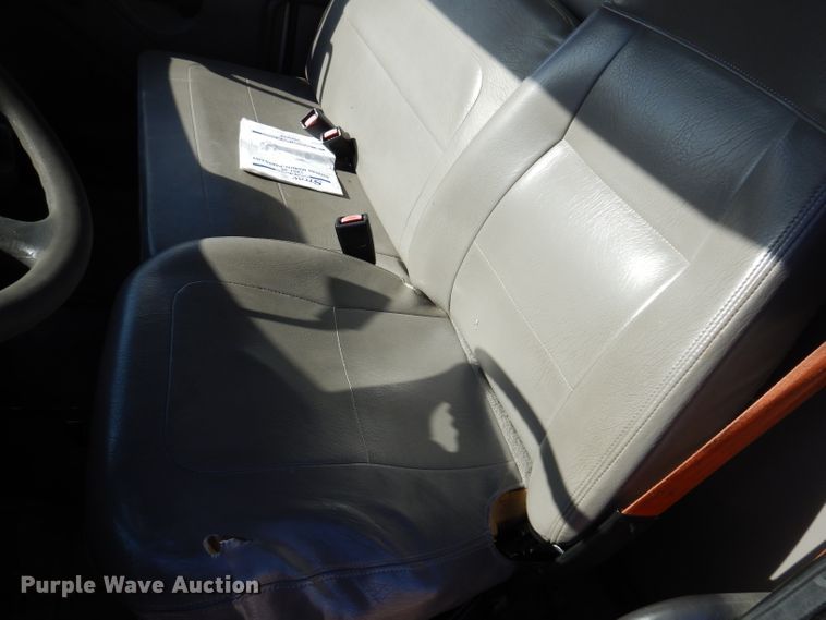 image for item KY9473 2007 Freightliner Business Class M2  box truck