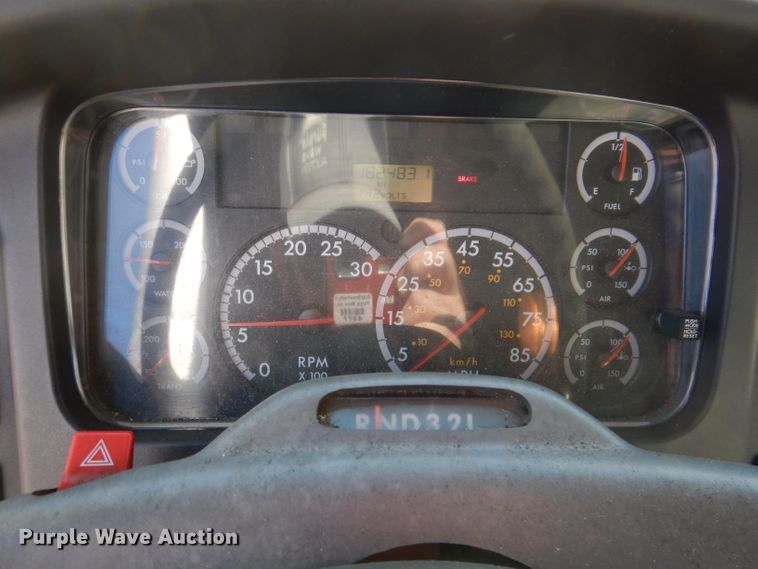 image for item KY9473 2007 Freightliner Business Class M2  box truck