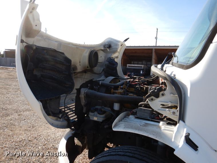 image for item KY9473 2007 Freightliner Business Class M2  box truck