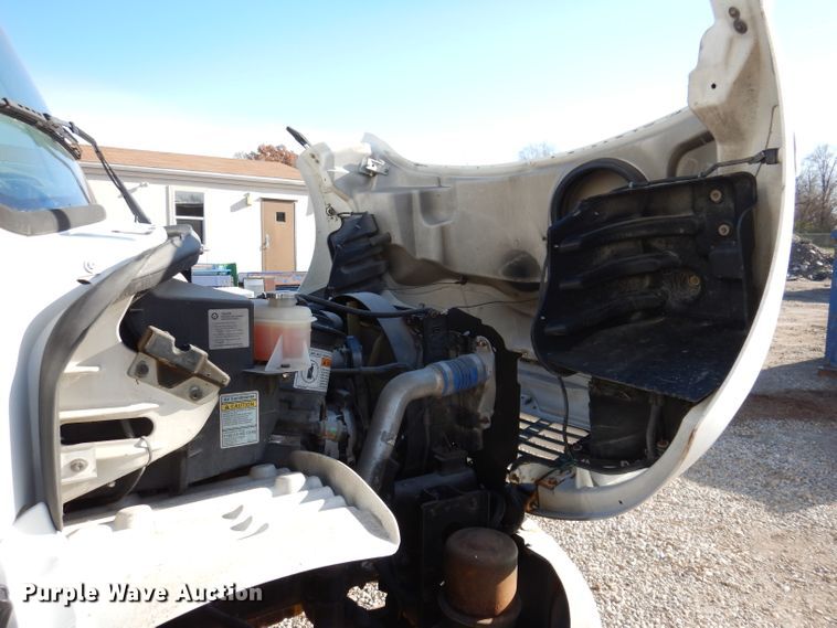 image for item KY9473 2007 Freightliner Business Class M2  box truck