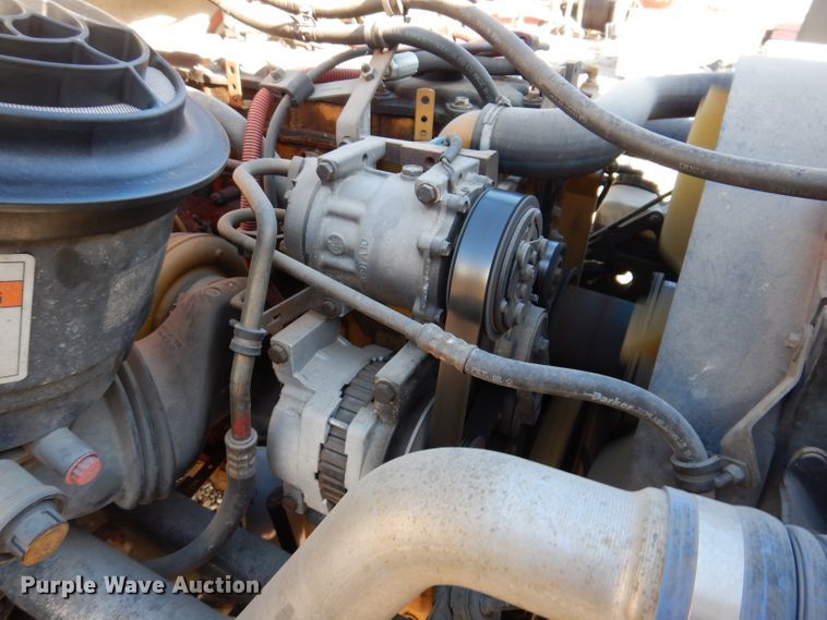 image for item KY9473 2007 Freightliner Business Class M2  box truck