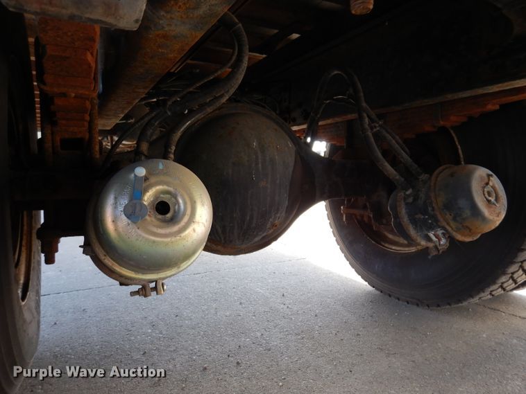 image for item KY9473 2007 Freightliner Business Class M2  box truck