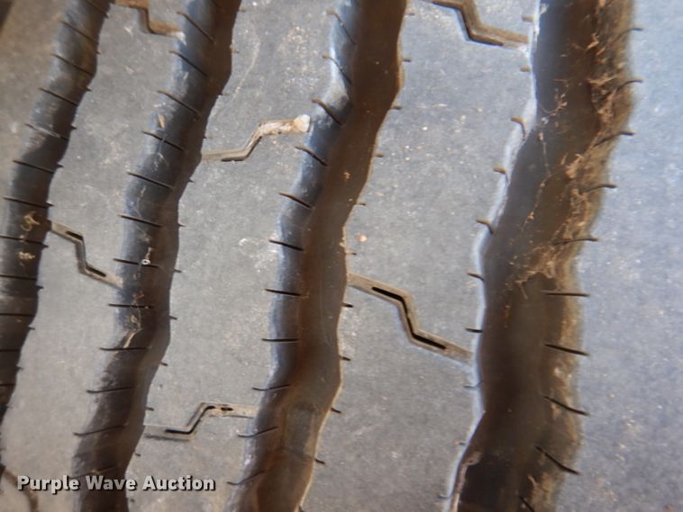 image for item KY9473 2007 Freightliner Business Class M2  box truck