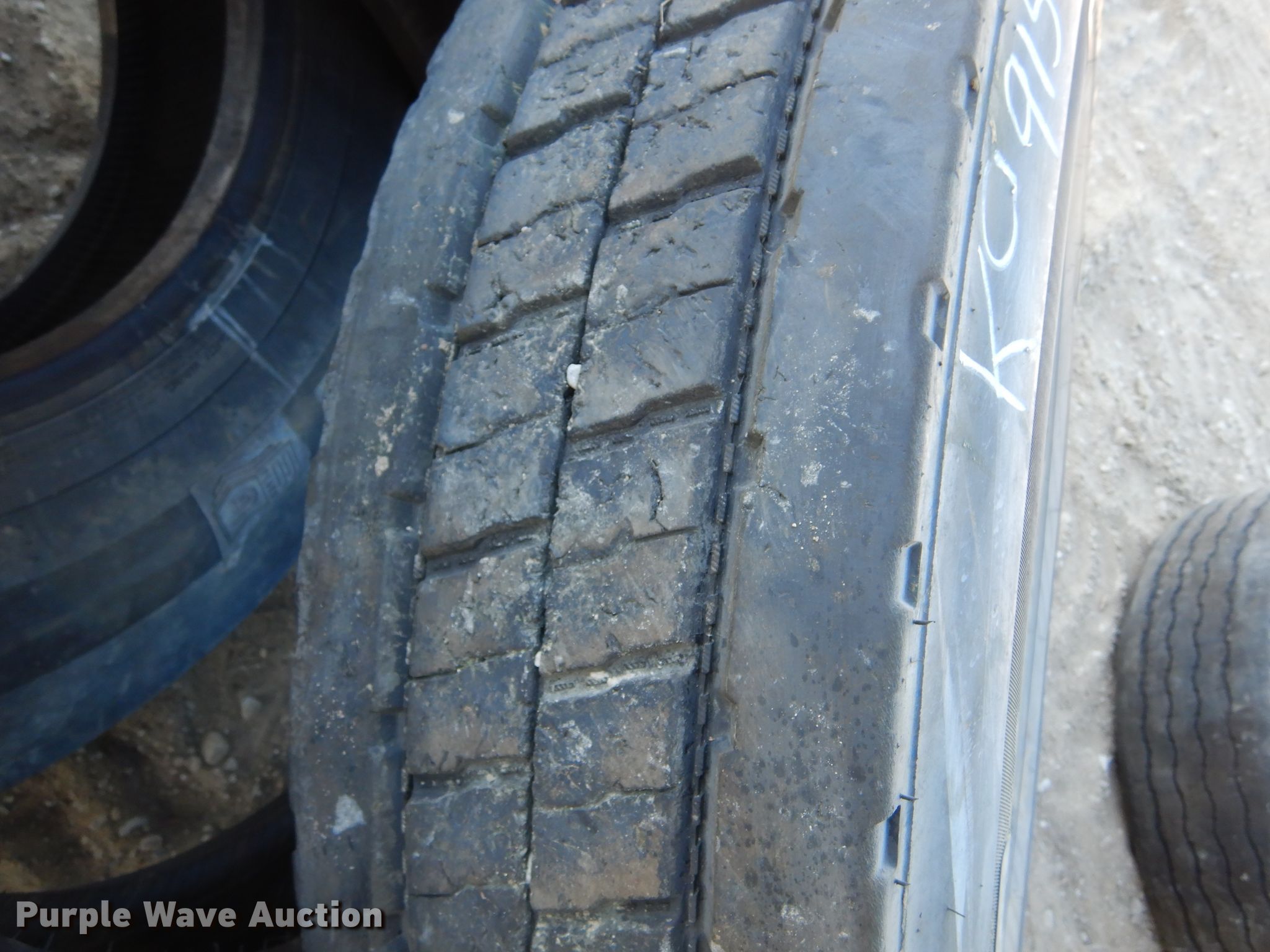 (7) Tires in Onawa, IA Item KO9150 sold Purple Wave