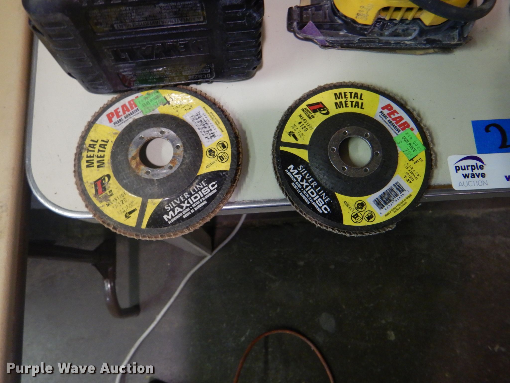 Tools in Tulsa, OK Item KV9427 sold Purple Wave