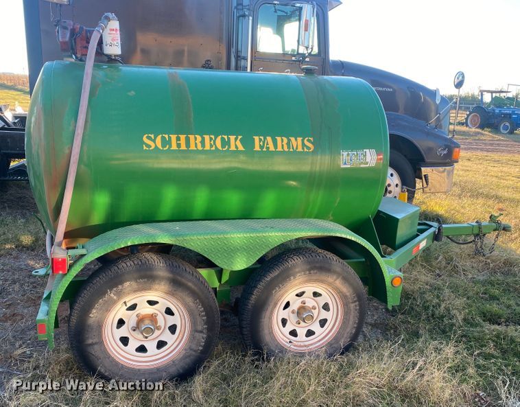 image for item DL6172 LEE LA-07475  fuel trailer