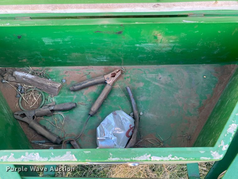 image for item DL6172 LEE LA-07475  fuel trailer