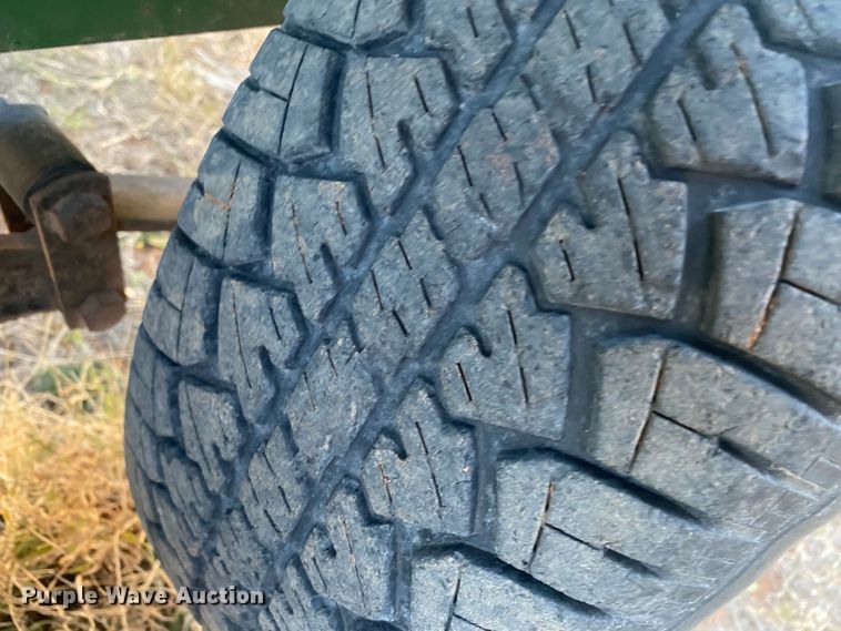 image for item DL6172 LEE LA-07475  fuel trailer