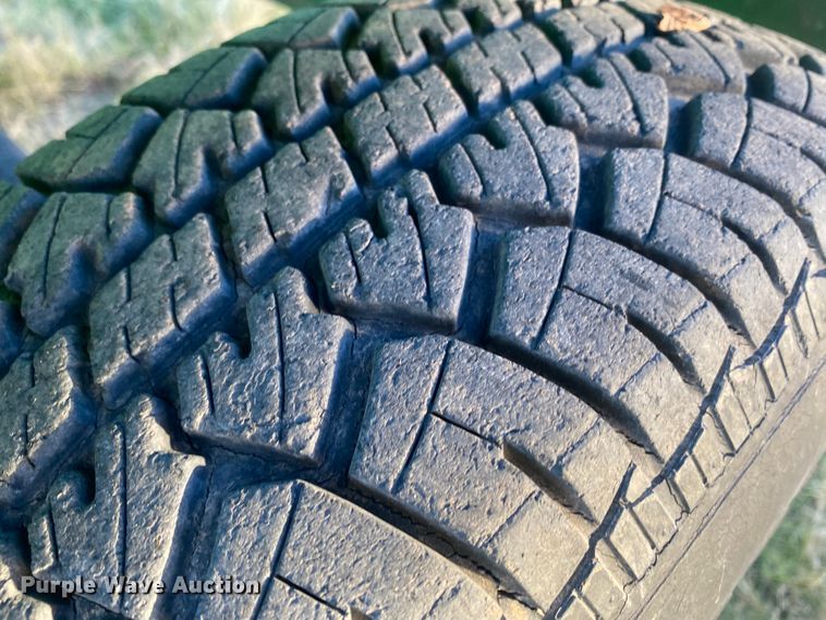 image for item DL6172 LEE LA-07475  fuel trailer