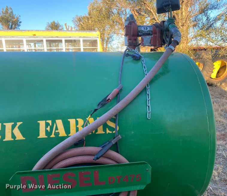 image for item DL6172 LEE LA-07475  fuel trailer