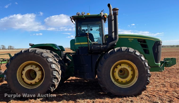 image for item DN0005 2009 John Deere 9530  4WD tractor