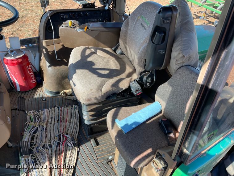 image for item DN0005 2009 John Deere 9530  4WD tractor