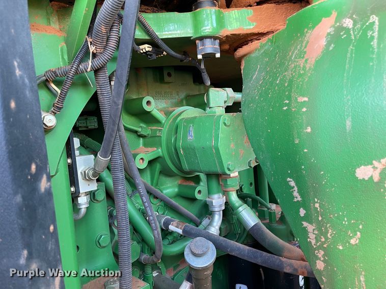 image for item DN0005 2009 John Deere 9530  4WD tractor