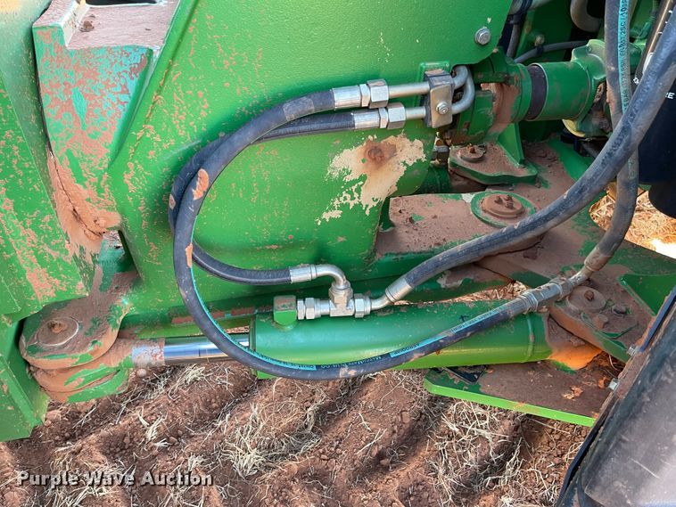 image for item DN0005 2009 John Deere 9530  4WD tractor