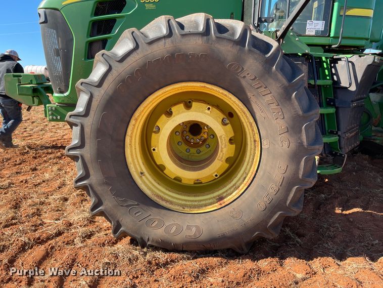 image for item DN0005 2009 John Deere 9530  4WD tractor