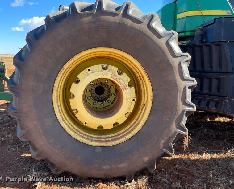 image for item DN0005 2009 John Deere 9530  4WD tractor