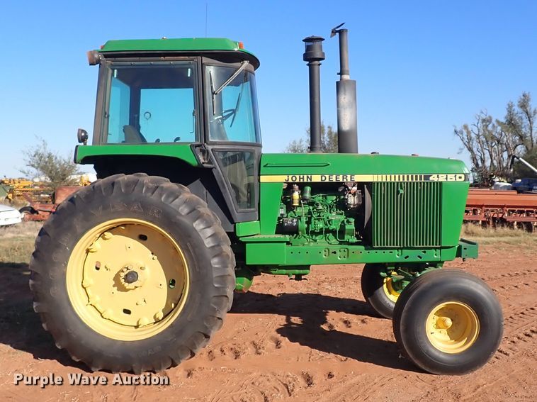 image for item DN0008 1983 John Deere 4250  tractor