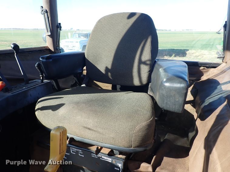 image for item DN0008 1983 John Deere 4250  tractor