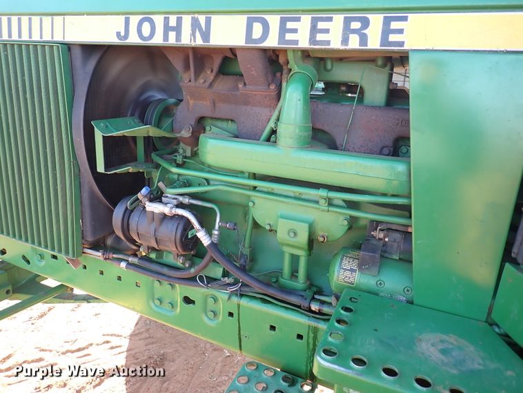 image for item DN0008 1983 John Deere 4250  tractor