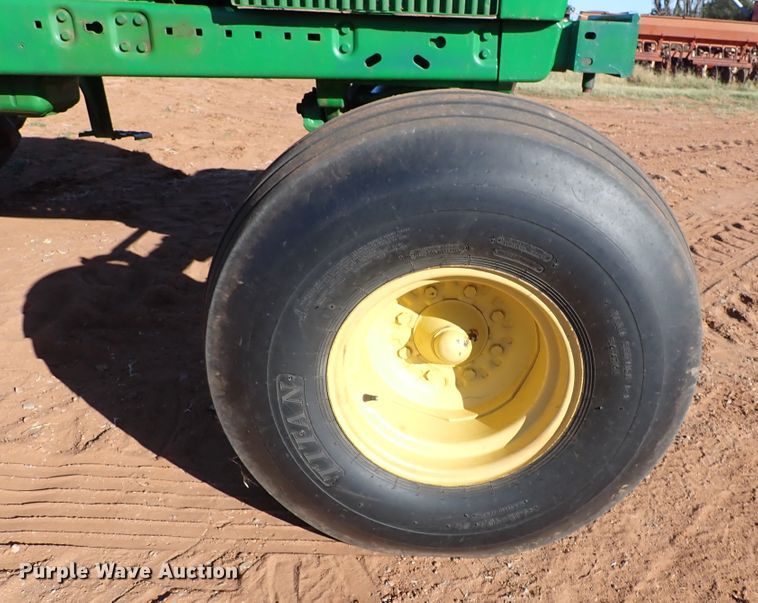 image for item DN0008 1983 John Deere 4250  tractor