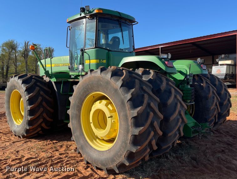 image for item DN0010 1997 John Deere 9400  4WD tractor