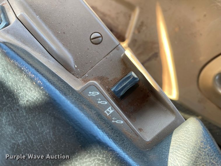 image for item DN0010 1997 John Deere 9400  4WD tractor