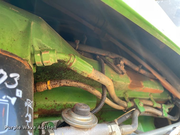 image for item DN0010 1997 John Deere 9400  4WD tractor