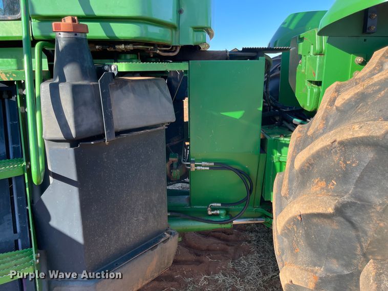 image for item DN0010 1997 John Deere 9400  4WD tractor