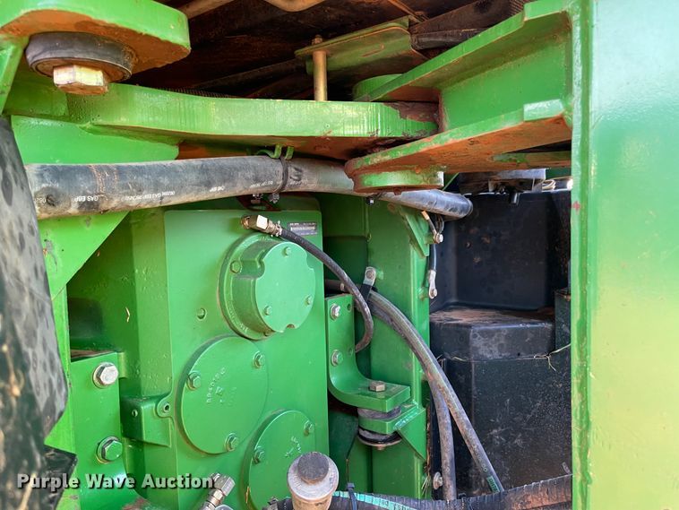 image for item DN0010 1997 John Deere 9400  4WD tractor