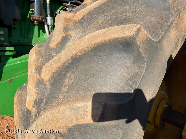 image for item DN0010 1997 John Deere 9400  4WD tractor