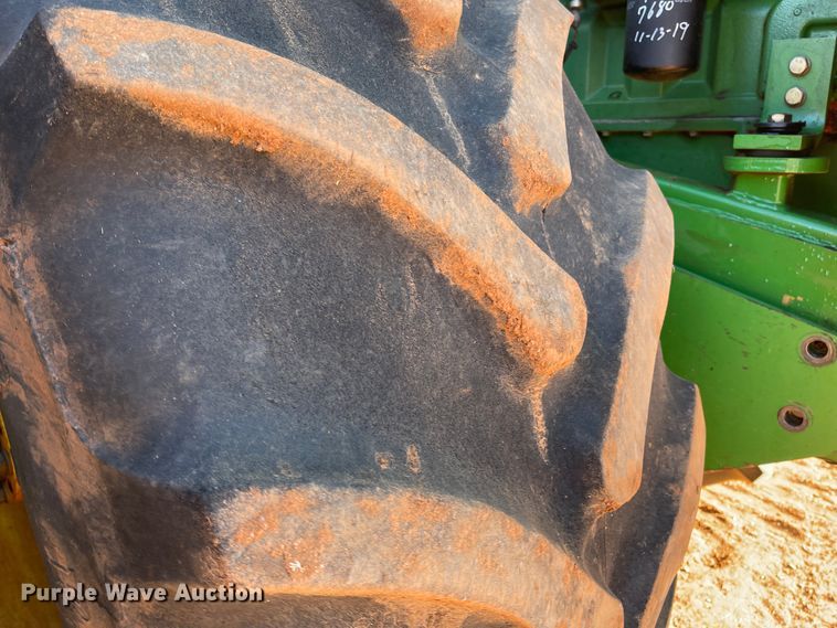 image for item DN0010 1997 John Deere 9400  4WD tractor