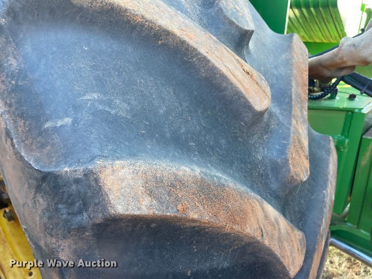 image for item DN0010 1997 John Deere 9400  4WD tractor