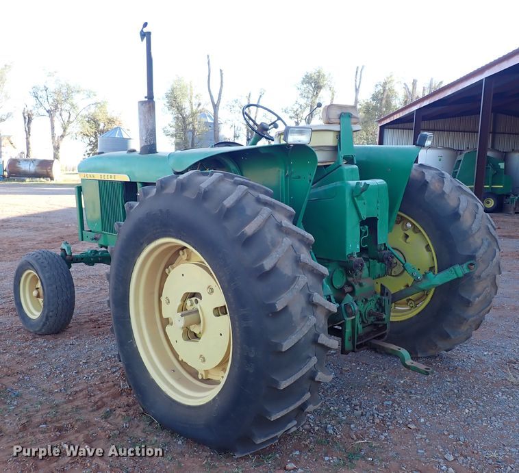 image for item DN0012 1969 John Deere 4020  tractor