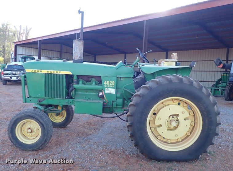 image for item DN0012 1969 John Deere 4020  tractor