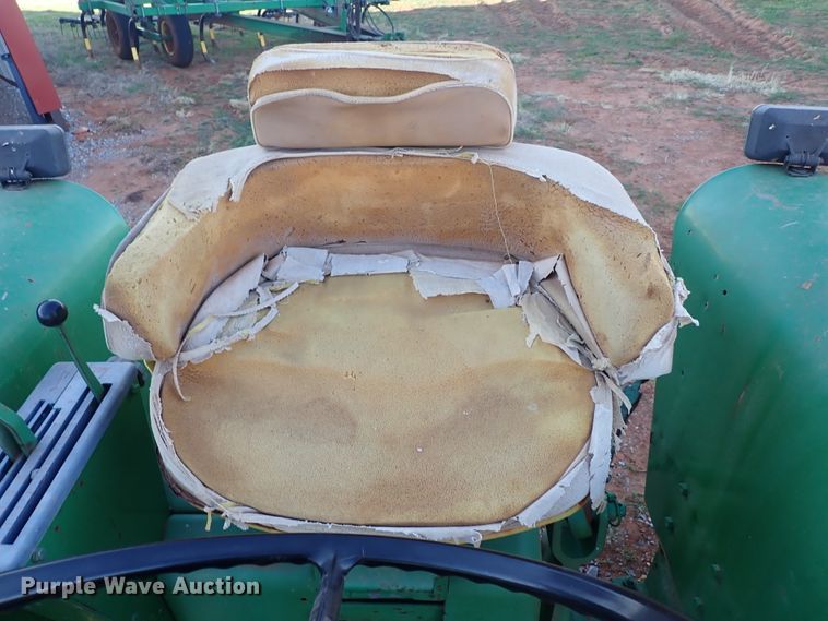 image for item DN0012 1969 John Deere 4020  tractor