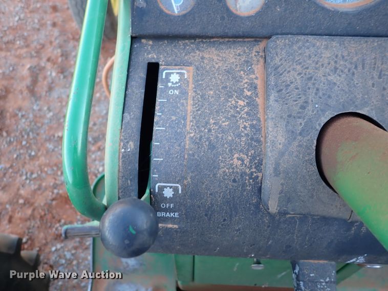 image for item DN0012 1969 John Deere 4020  tractor