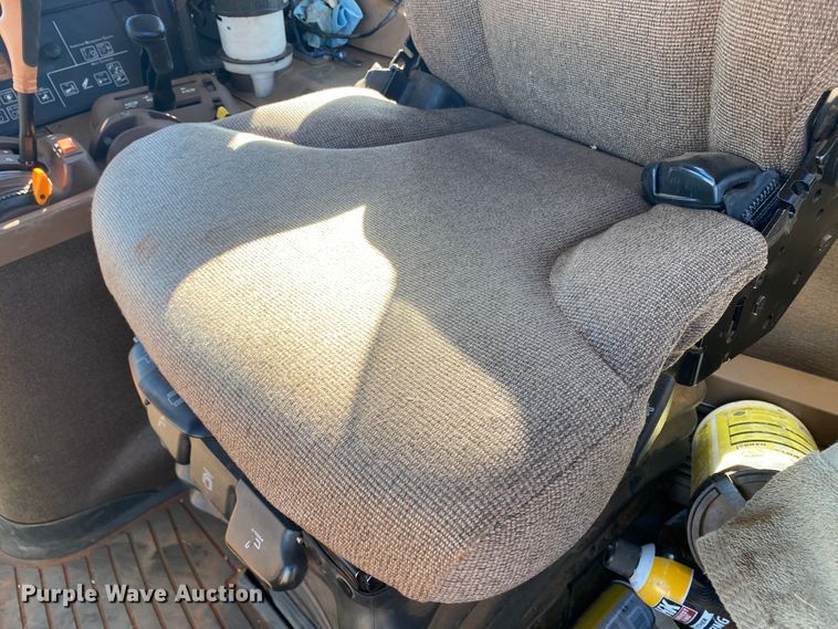 image for item DN0013 2007 John Deere 7830  MFWD tractor