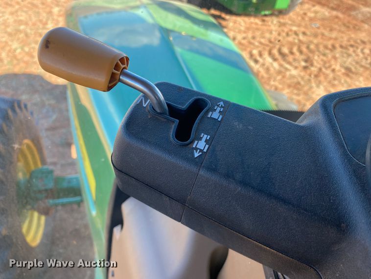 image for item DN0013 2007 John Deere 7830  MFWD tractor