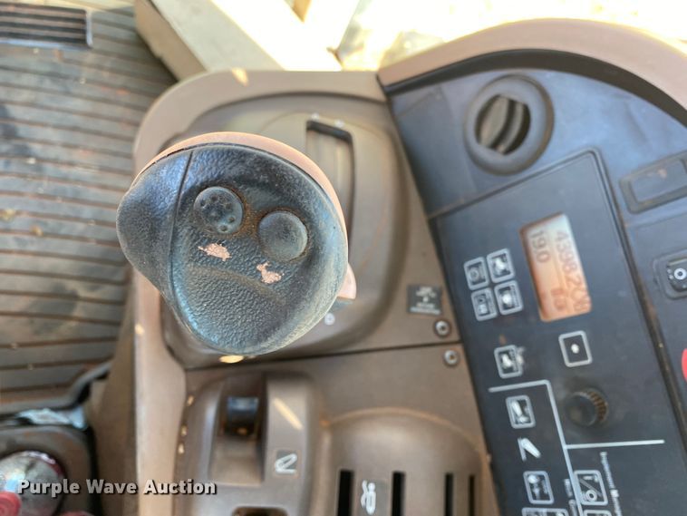 image for item DN0013 2007 John Deere 7830  MFWD tractor