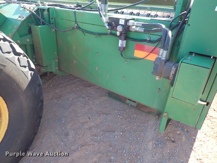 image for item DN0015 2006 John Deere 4895  windrower