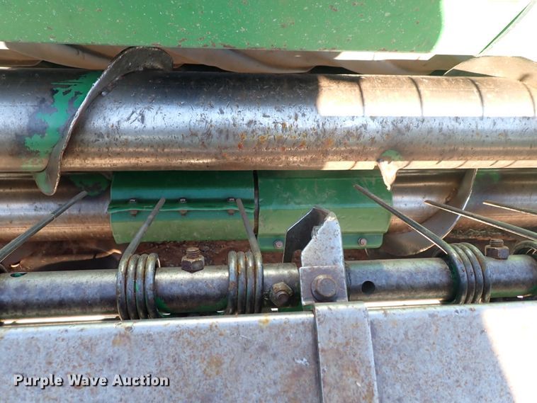 image for item DN0015 2006 John Deere 4895  windrower