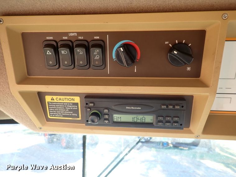 image for item DN0015 2006 John Deere 4895  windrower