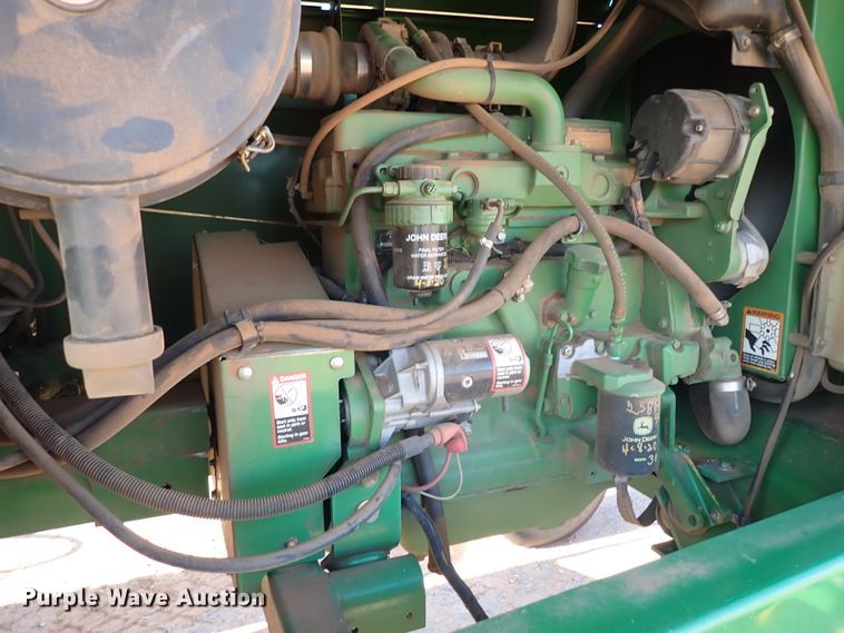 image for item DN0015 2006 John Deere 4895  windrower