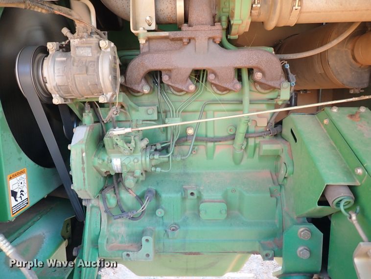 image for item DN0015 2006 John Deere 4895  windrower
