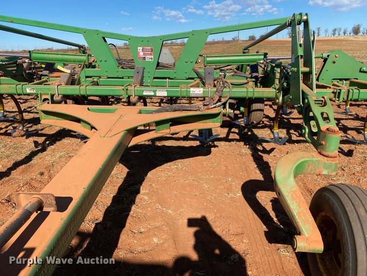 image for item DN0017 John Deere 2410  field cultivator