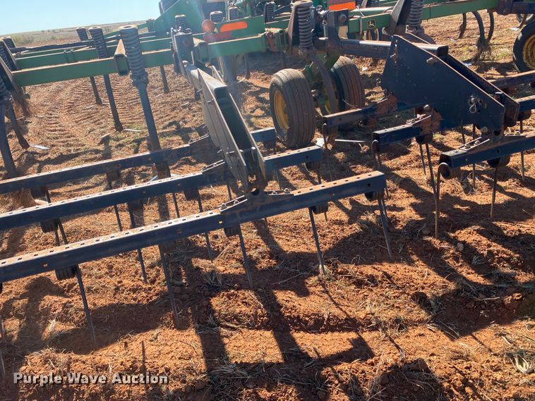 image for item DN0017 John Deere 2410  field cultivator