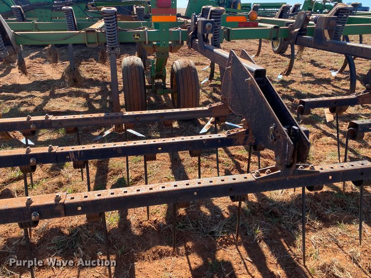 image for item DN0017 John Deere 2410  field cultivator